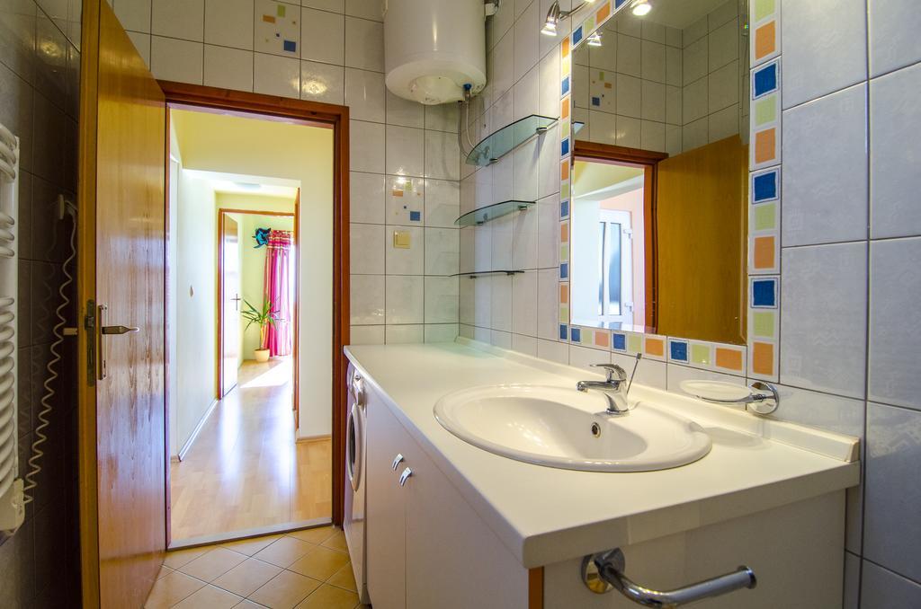 Apartament Music School